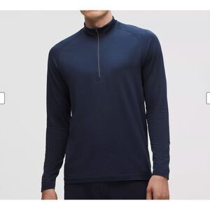 Lululemon Metal Vent Tech Half Zip Navy Size M MSRP $118